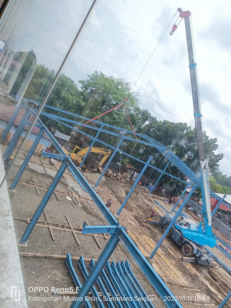 Erection rangka atap baja